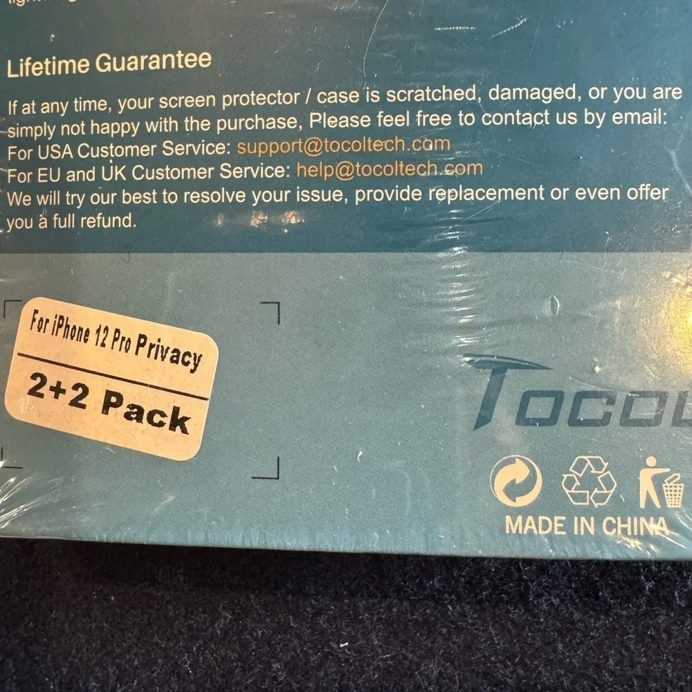 Tocol Glass Privacy Screen Protector 2-Pack iPhone 12 Pro.